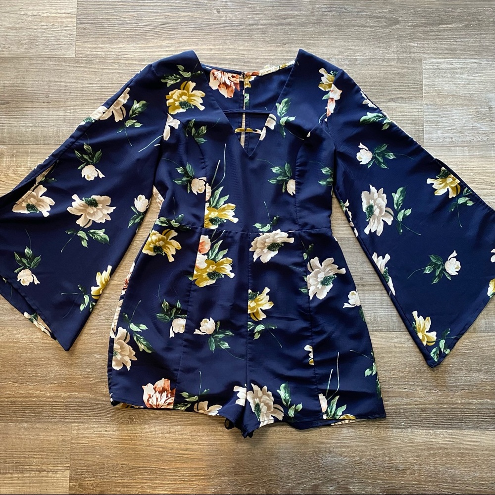 Main Strip romper Medium